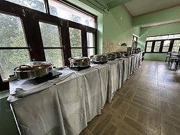 Hi Speed Resort- Doodhpathri