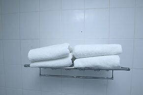 Beautiful 4-bed House in Erith