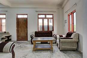 Goroomgo Hotel M J Agra