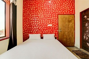 Goroomgo Hotel M J Agra