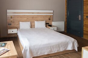 ÇAMBAŞI KAYAK VE DOĞA TESİSİ