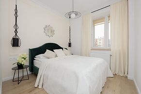Ludwiki Apartment Warsaw Wola by Renters
