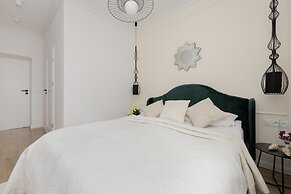 Ludwiki Apartment Warsaw Wola by Renters