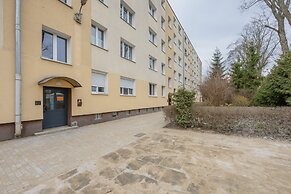 Ludwiki Apartment Warsaw Wola by Renters