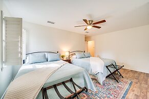 Expansive Texarkana Home w/ Yard: Near Golf!