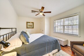 Expansive Texarkana Home w/ Yard: Near Golf!