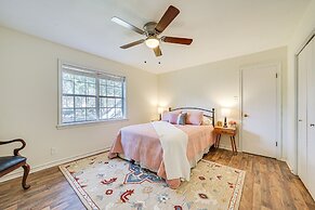 Expansive Texarkana Home w/ Yard: Near Golf!