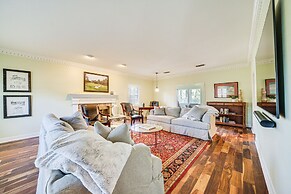 Expansive Texarkana Home w/ Yard: Near Golf!