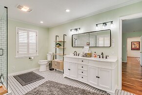Expansive Texarkana Home w/ Yard: Near Golf!