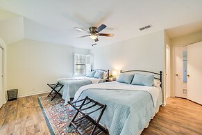 Expansive Texarkana Home w/ Yard: Near Golf!