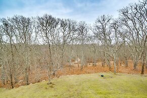 Beautiful Aquinnah Home: Ocean View, Walk to Beach