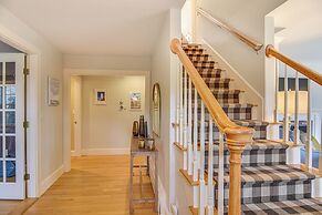 Private Pool, Gym & Game Room: Falmouth Retreat!