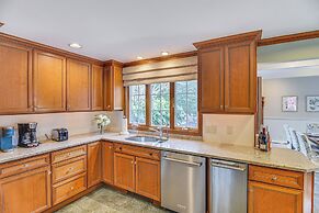 Private Pool, Gym & Game Room: Falmouth Retreat!