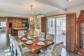 Private Pool, Gym & Game Room: Falmouth Retreat!