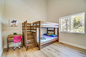 Modern Florissant Mountain Retreat w/ Deck & Grill