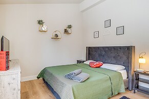 Modern Florissant Mountain Retreat w/ Deck & Grill