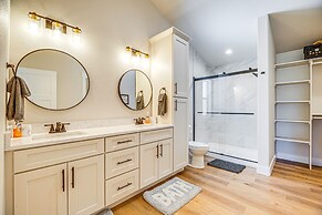 Modern Florissant Mountain Retreat w/ Deck & Grill