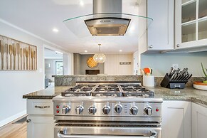 1 Mi to Beach: Cape Cod Family Home in Bourne!