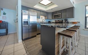 Phoenix Ii 2118 3 Bedroom Condo