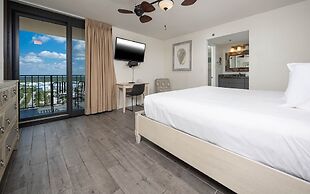 Phoenix Ii 2118 3 Bedroom Condo