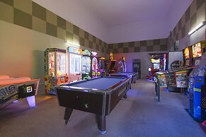 Phoenix Ii 2118 3 Bedroom Condo