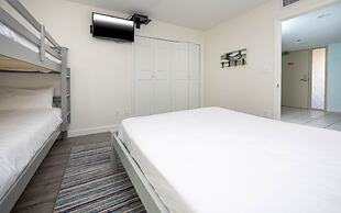 Phoenix Ii 2118 3 Bedroom Condo