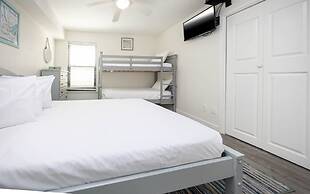 Phoenix Ii 2118 3 Bedroom Condo