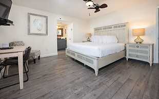 Phoenix Ii 2118 3 Bedroom Condo