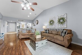 Relaxation Station 2 Bedroom Condo by RedAwning