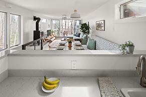 22 Village Run 3 Bedroom Condo by RedAwning