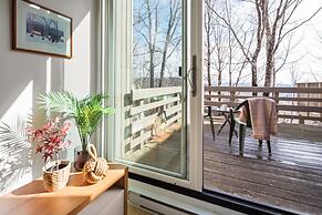 22 Village Run 3 Bedroom Condo by RedAwning