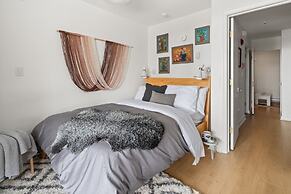 22 Village Run 3 Bedroom Condo by RedAwning