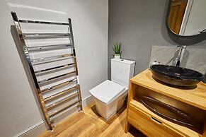 Host Stay Rooftops Grey