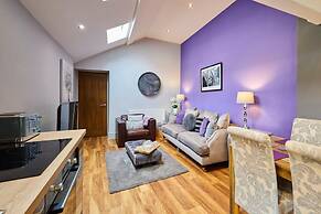 Host Stay Majestic Purple