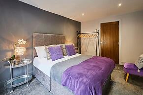 Host Stay Majestic Purple