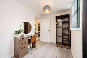 Host Apartments The Rodney Courtyard