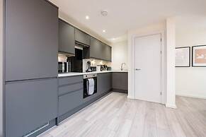 Host Apartments The Rodney Courtyard