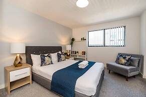 Host Apartments The Pall Mall Balcony Apt