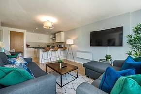 Host Apartments The Pall Mall Balcony Apt