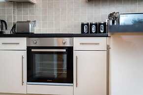 Host Apartments The Pall Mall Balcony Apt