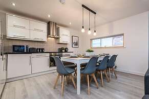 Host Apartments Knight St Place