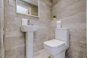 Host Apartments Knight St Place