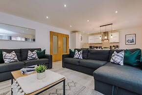 Host Apartments Knight St Place