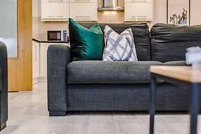 Host Apartments Knight St Place