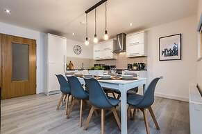 Host Apartments Knight St Place