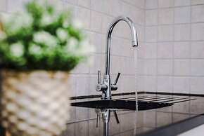 Host Apartments Knight St Place