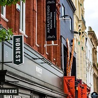 Host Apartments The Roscoe Coach House