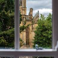 Host Apartments The Roscoe Coach House