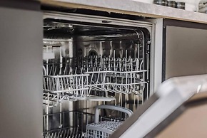 Host Apartments The Roscoe Coach House