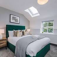 Host Apartments The Roscoe Coach House